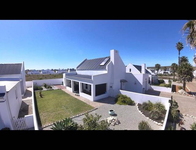 2 BEDROOM HOUSE FOR SALE IN LAMPIESBAAI